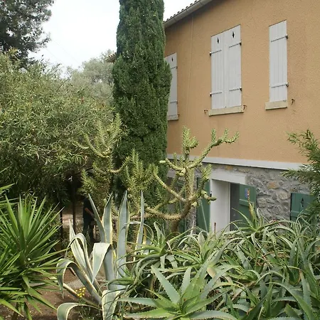 Casa de Férias Exquisite Holiday By The Beach In